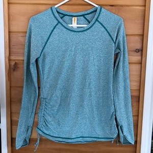 Soft long sleeve athletic or thermal top